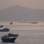 Iran peringatkan militer AS untuk keluar dari Selat Hormuz setelah Donald Trump berencana kawal kapal tanker