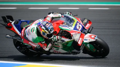 Johann Zarco tampil heroik rebut P1 di MotoGP Prancis