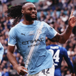 Selebrasi Antoine Semenyo usai mencetak gol (Foto: kanal YouTube The Emirates FA Cup)