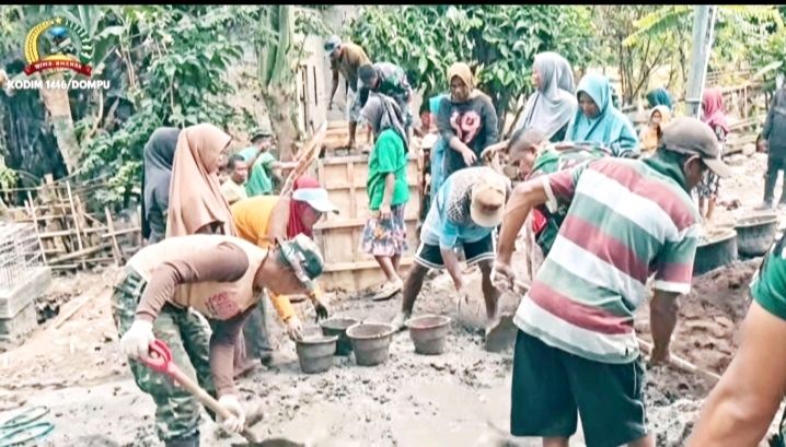 Kodim Dompu Bersama Warga (Foto: Humas)