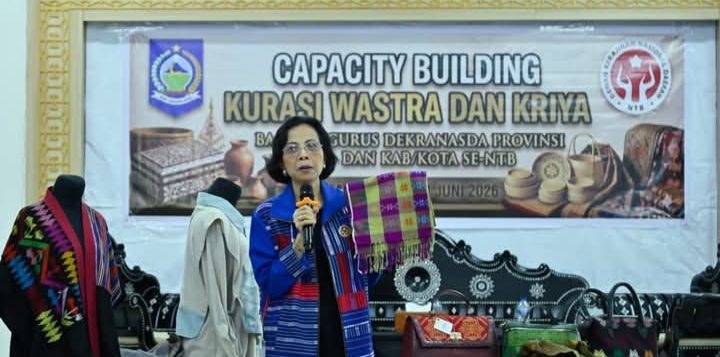 Pelatihan Kurasi Wastra (Foto: HT)