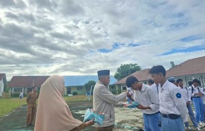 SMAN 1 Pekat (Foto: SN)