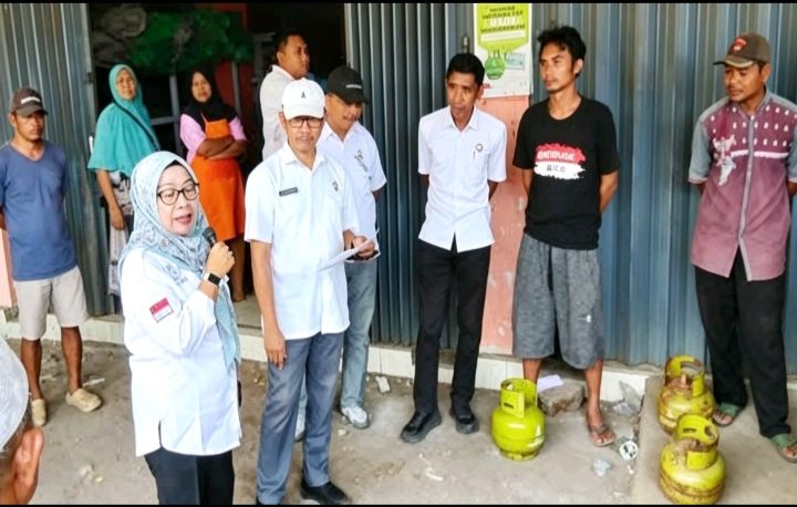 Penertiban distribusi LPG 3 Kg (Foto: Sadam)
