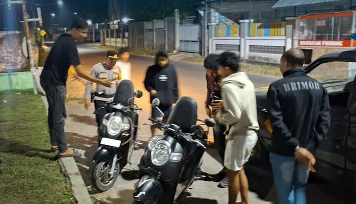 Patroli Malam Polres Dompu (Foto: Humas)