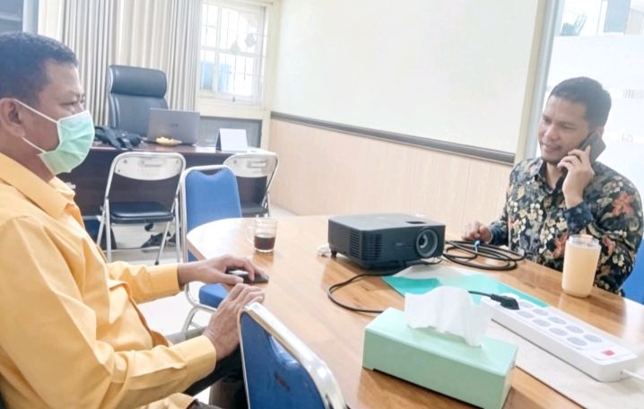 Diskusi Persoalan Sampah Bima (Foto: BRN)