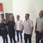 Dandim Dompu & Atlet Tinju (Foto: KD)