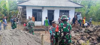 Tinjau Rehabilitasi Musholla (Foto: TM)