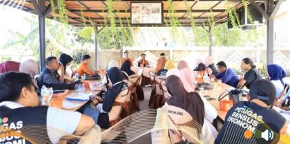 Kepala BPS NTB Pantau Sensus (Foto: DP)