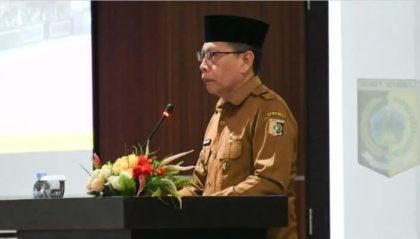 Lotim Dorong Dia Raperda (Foto: LT)