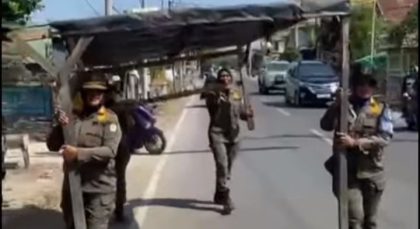 POL PP Bongkar Lapak (Foto: PP)