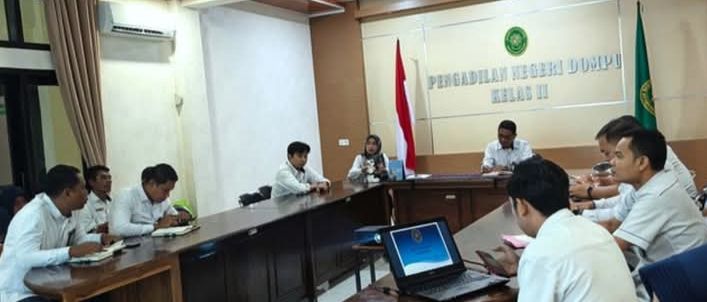 Rapat Bulanan PN Dompu Foto: HI)