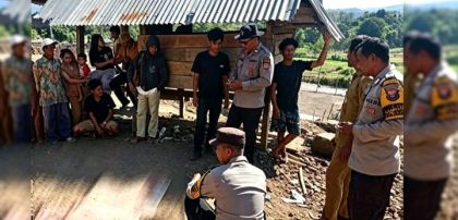 Evakuasi Jasad Buruh Tani (Foto: PL)