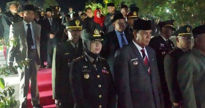 Upacara di Makam Pahlawan (Foto: SB)