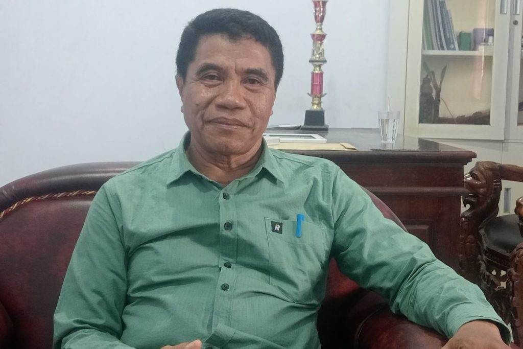 Iksan Kepala UPTD Dompu (Foto: HI)