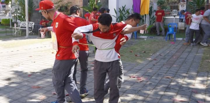 KPU Menghadirkan Lomba Unik (Foto: KP)