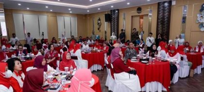 Srikandi PLN NTB (Foto: MT)