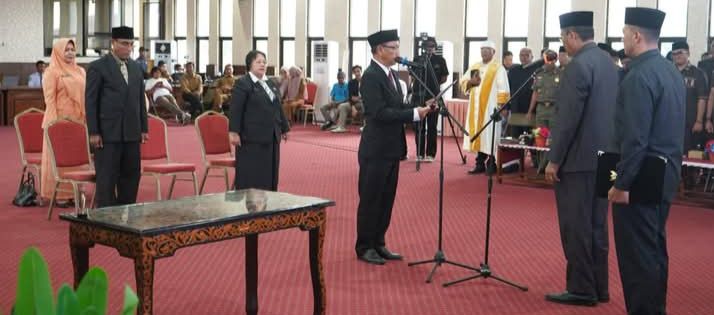 Mutasi Pejabat Sumbawa (Foto: AB)