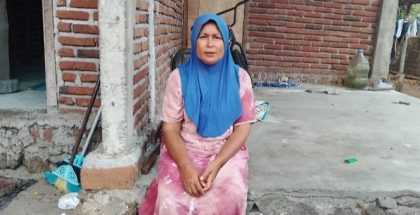 Harniati Orang Tua Siswa SMAN 3 Pekat (Foto: FT)